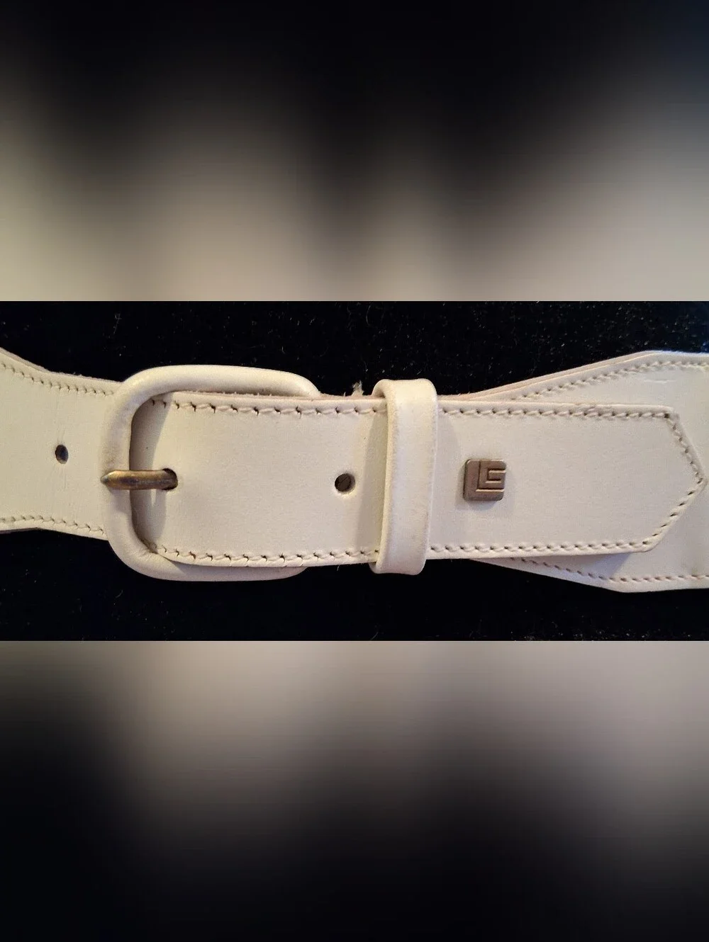 EUC RARE Vintage 70s Guy Laroche White Leather & Red Gradient Weave Belt 32in
